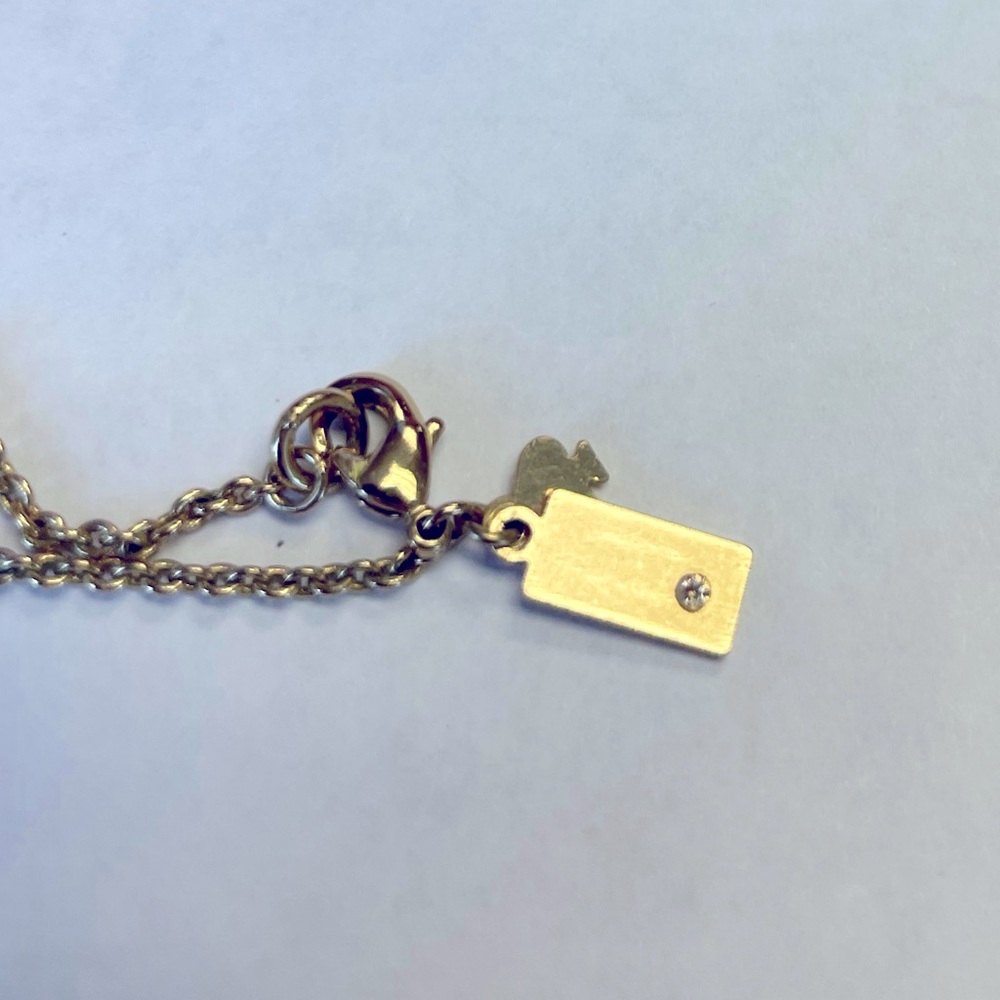 Kate Spade ♠️ Gold-Plated Bow-tie necklace - Picture 5 of 6